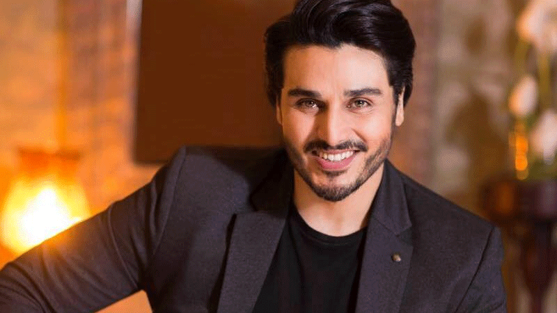 Ahsan Khan Shared Pictures From 14th August Ceremony