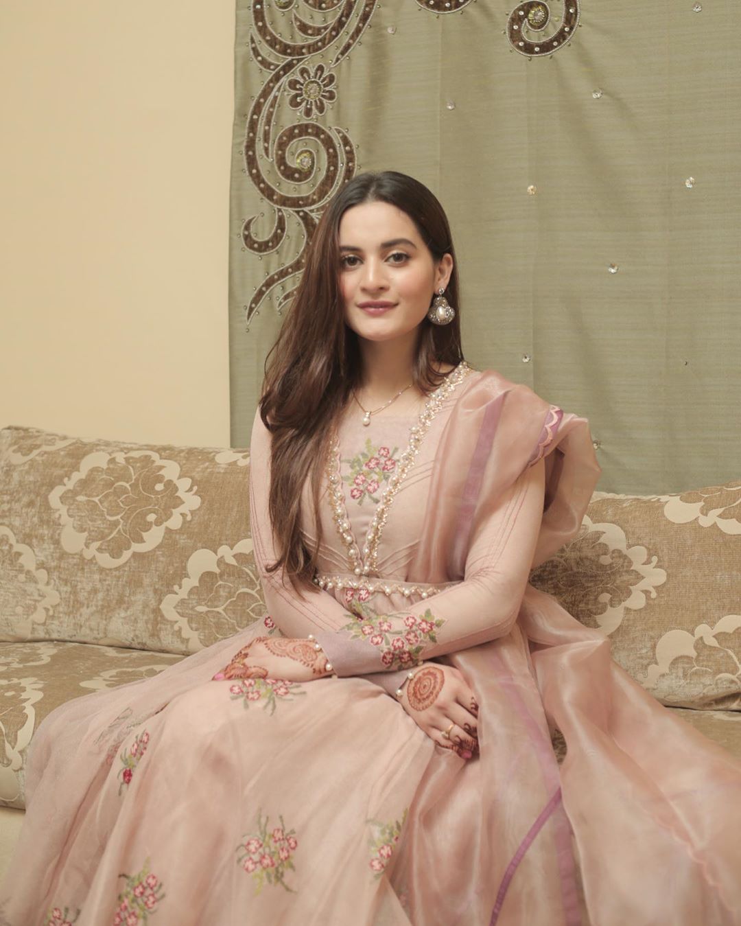 Aiman Khan and Muneeb Eid ul Adha Pictures with Daughter Amal