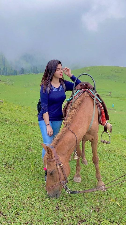 Actress Amna Malick Latest Clicks from Instagram