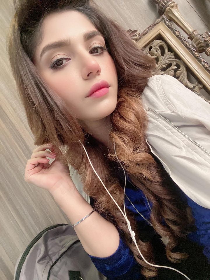 Actress Amna Malick Latest Clicks from Instagram