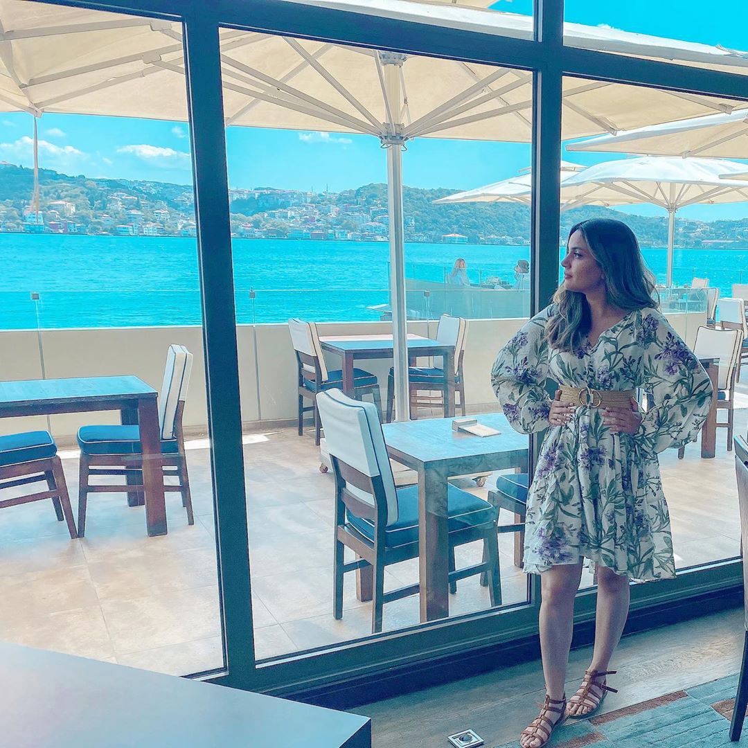 Gorgeous Armeena Khan Clicks from Istanbul Turkey