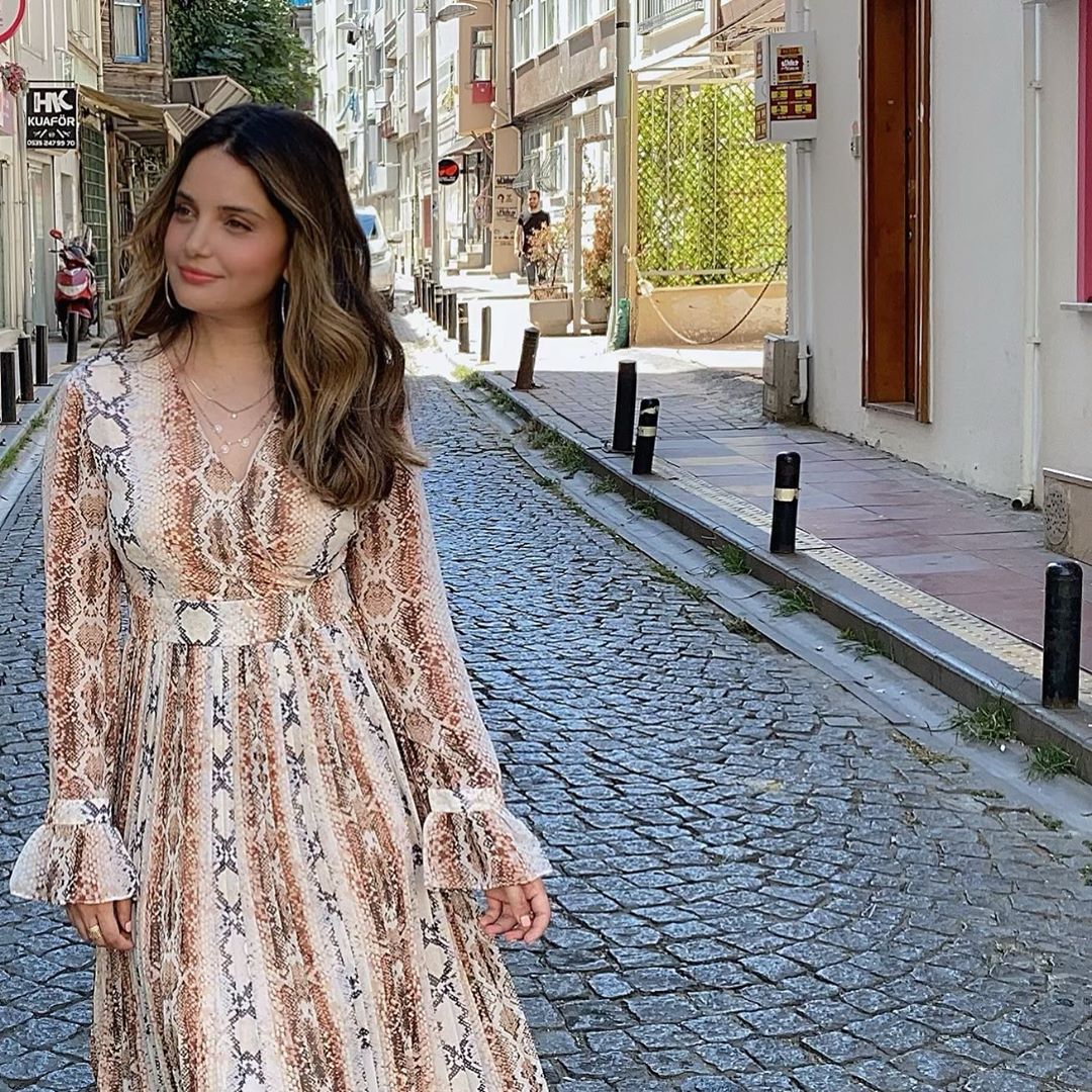 Gorgeous Armeena Khan Clicks from Istanbul Turkey