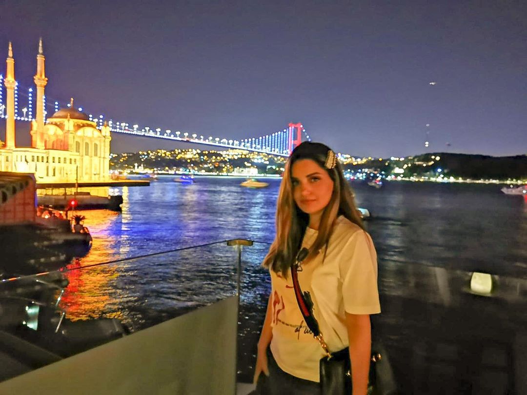 Gorgeous Armeena Khan Clicks from Istanbul Turkey