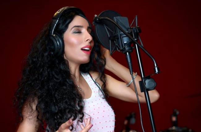 British Singer Who Sounds Like Nazia Hassan