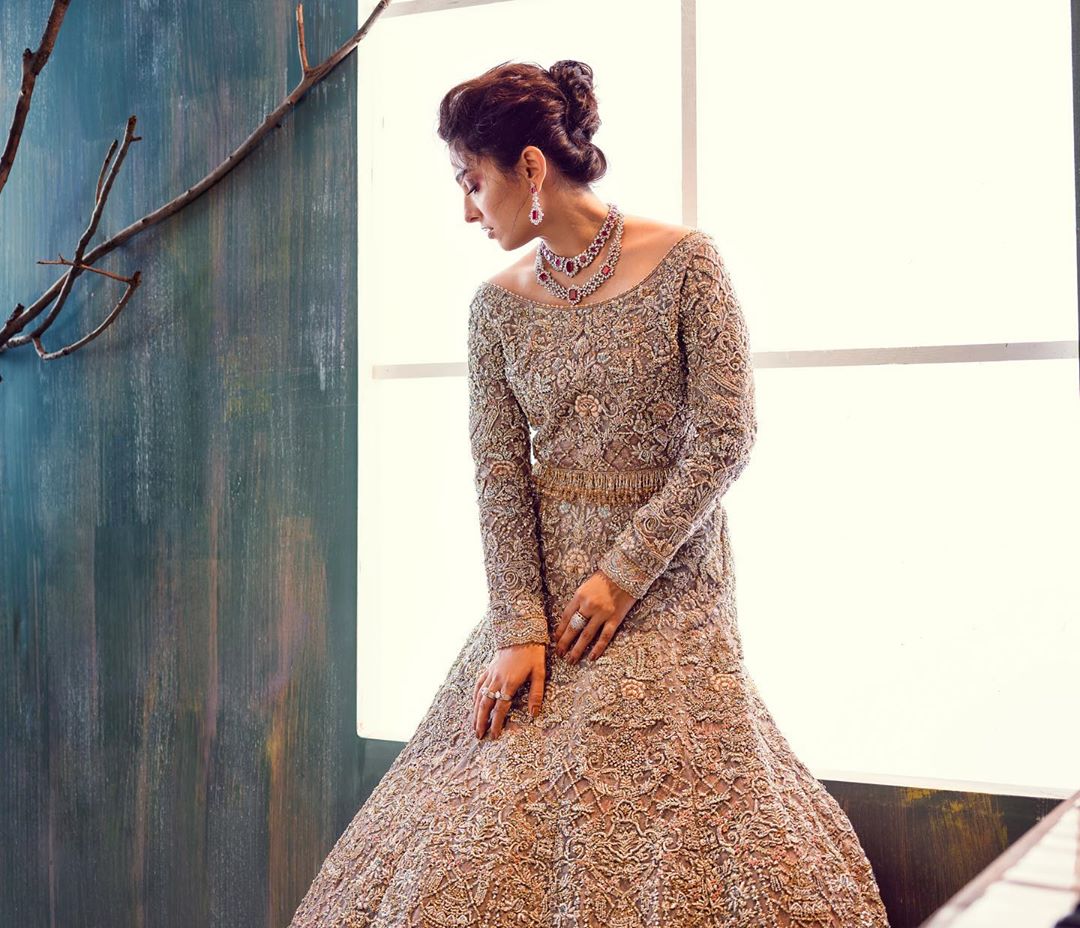 Ayeza Khan New Photo Shoot in Beautiful Dress for Sara Rohale Asghar