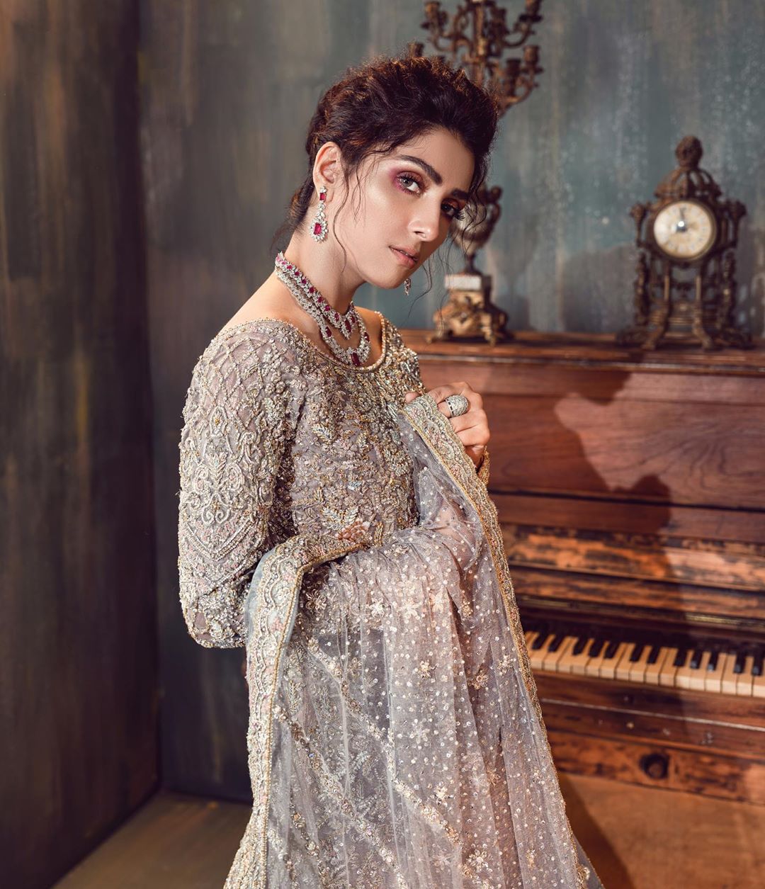 Ayeza Khan New Photo Shoot in Beautiful Dress for Sara Rohale Asghar