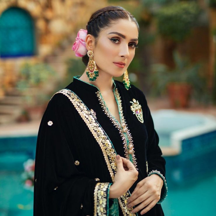 Ayeza Khan Is Looking Gorgeous In This Black And Green Dresses By Rjs 3752