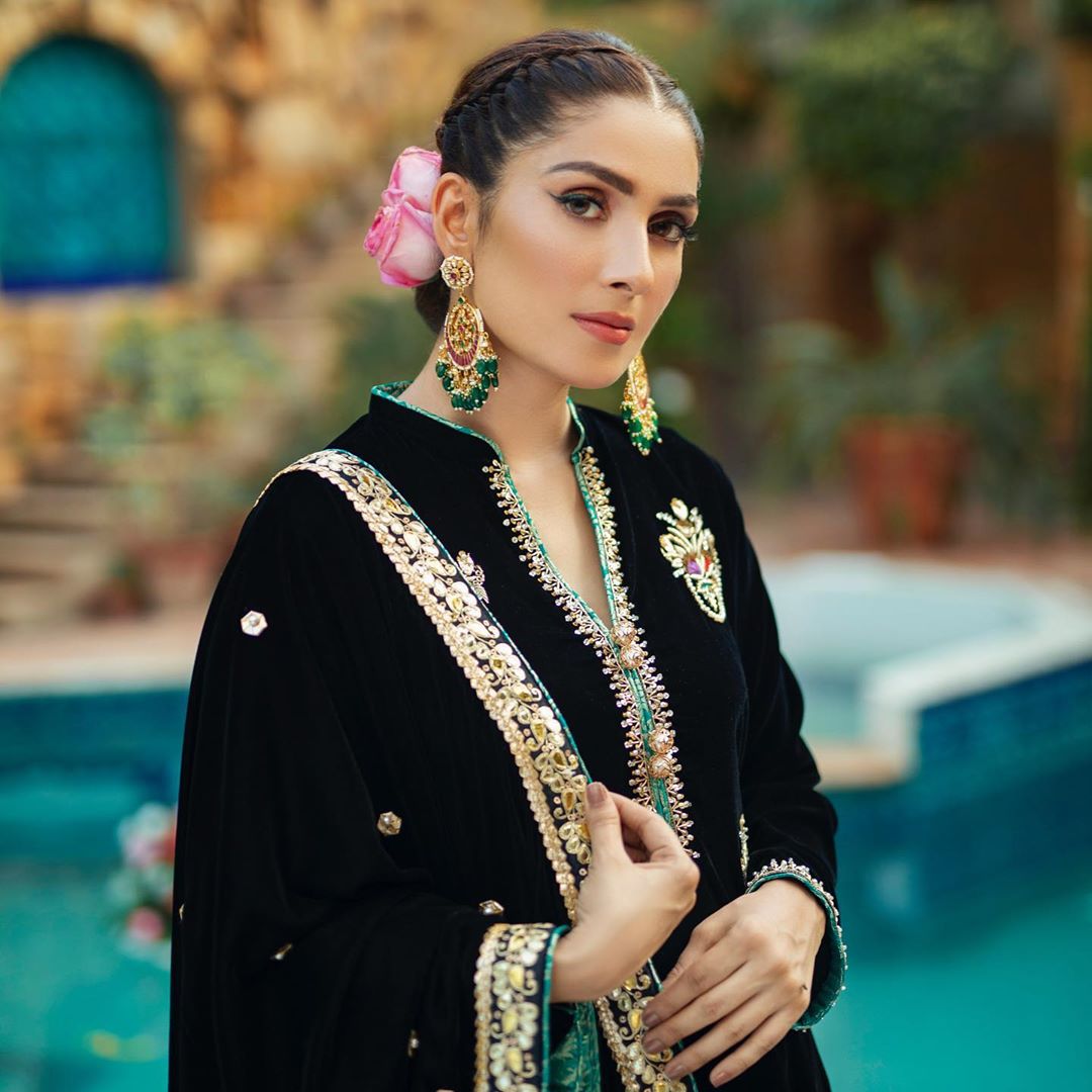 Ayeza Khan is Looking Gorgeous in this Black and Green Dresses by RJ’s Pret