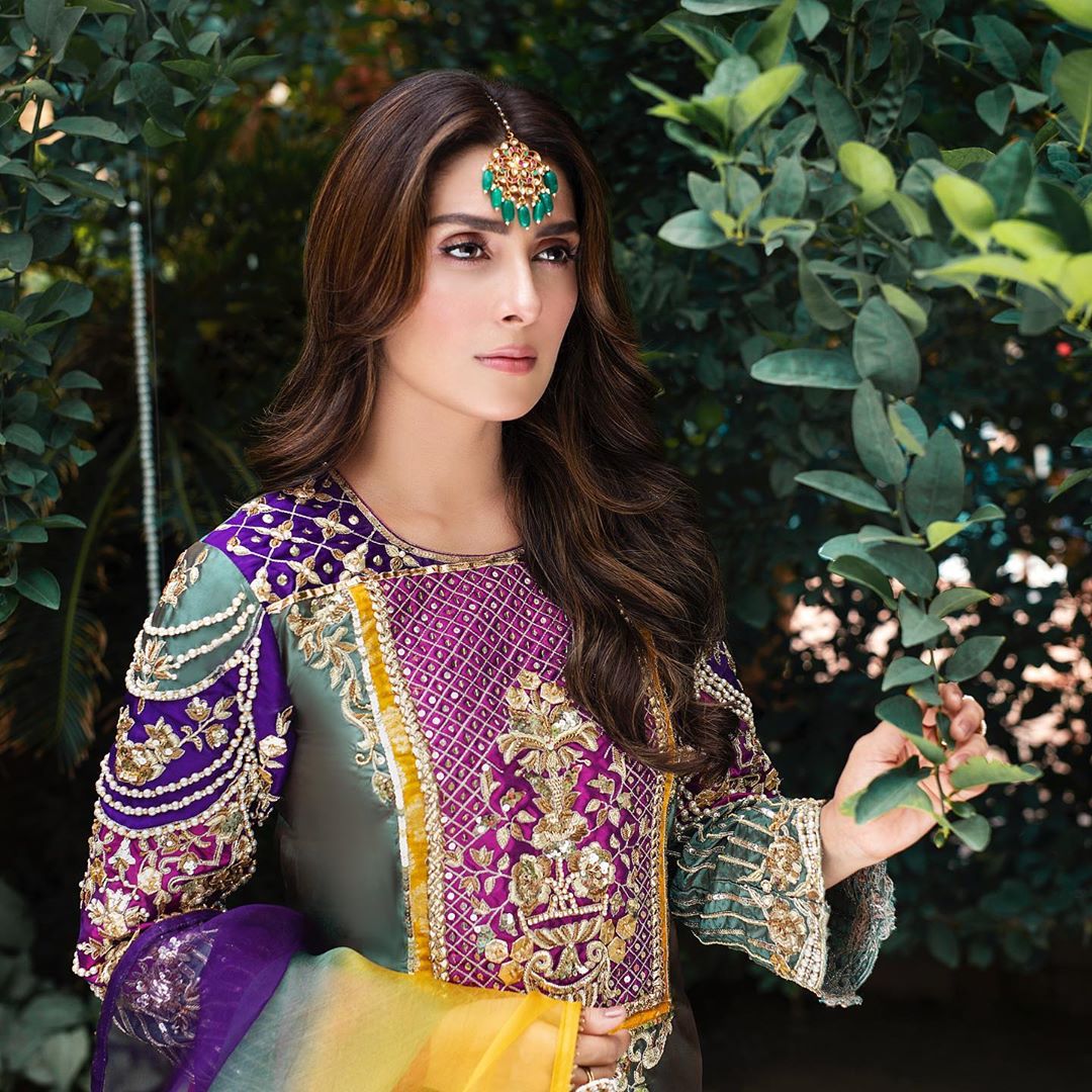 Ayeza Khan Looking Gorgeous in Latest Shoot for RJ’s Pret