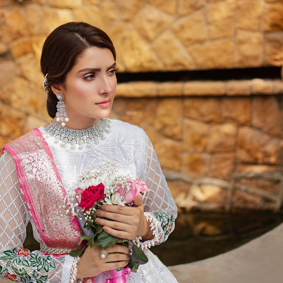 Ayeza Khan Latest Shoot for RJ-Pret