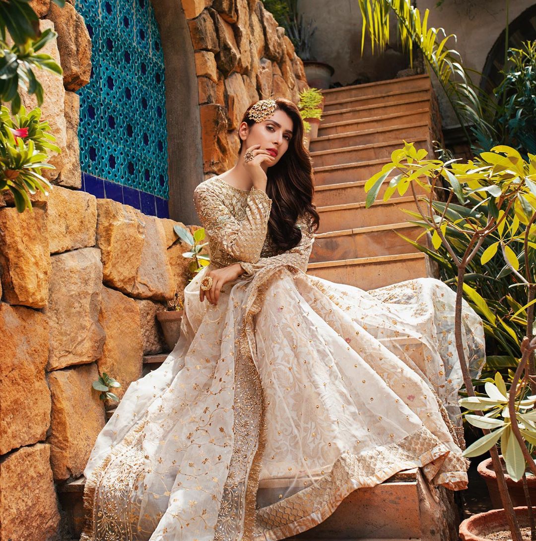 Ayeza Khan Latest Shoot for RJ-Pret