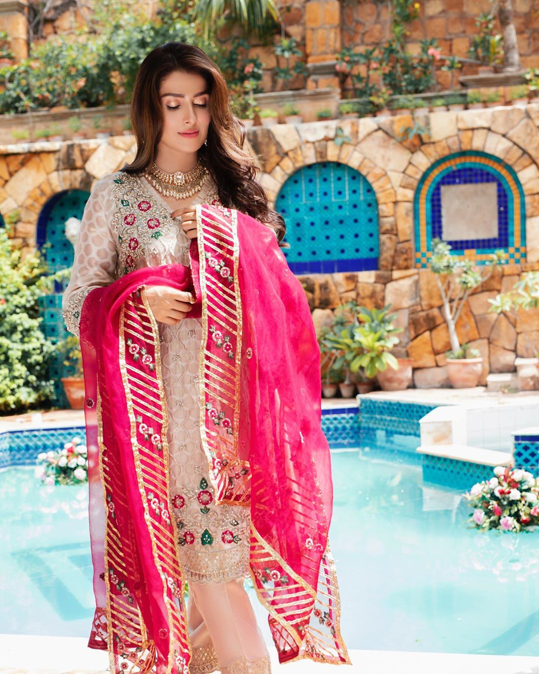 Ayeza Khan Looking Gorgeous in Latest Shoot for RJ’s Pret