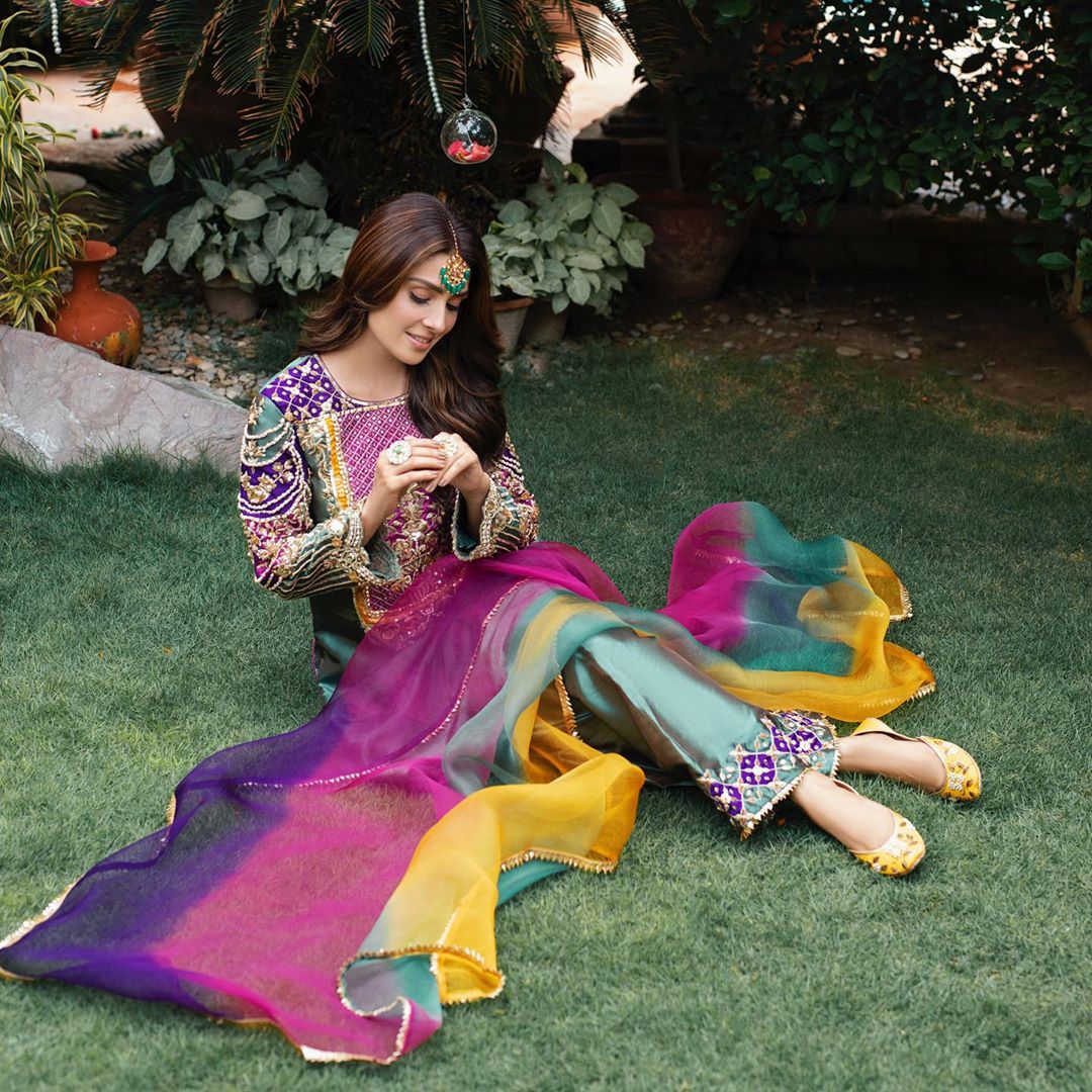 Ayeza Khan Looking Gorgeous in Latest Shoot for RJ’s Pret