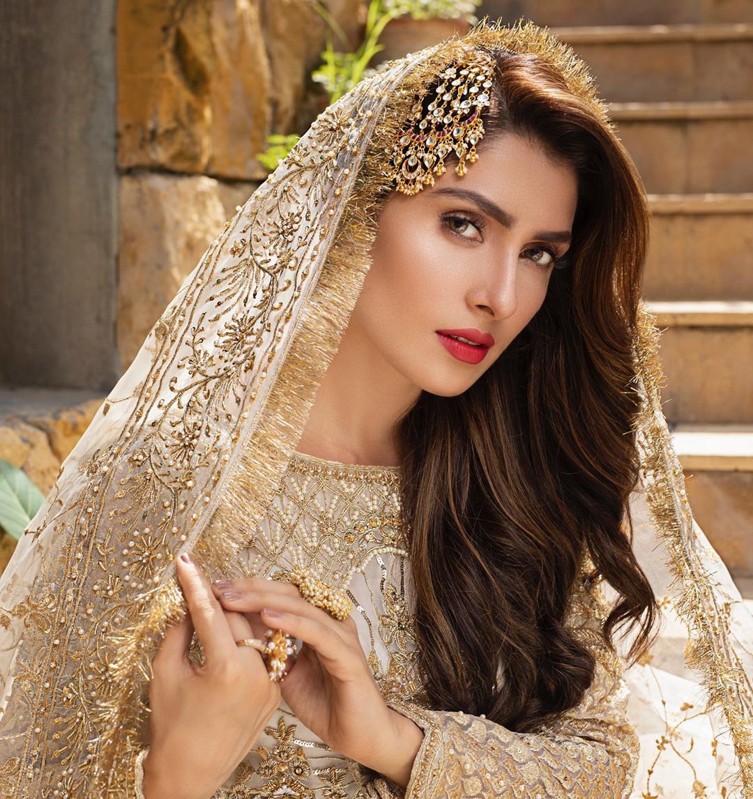 Ayeza Khan Latest Shoot for RJ-Pret