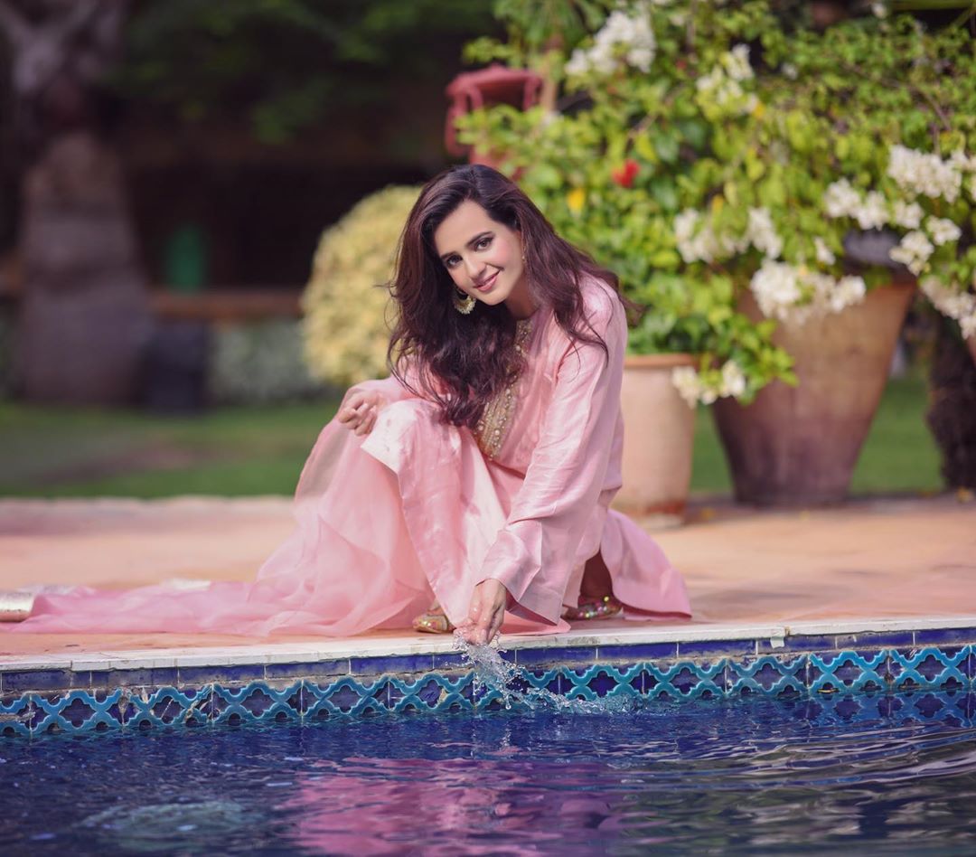 Beautiful Eid ul Adha Pictures of Pakistani Celebrities 2020 Day 2