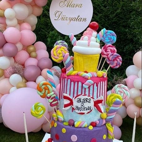 Engin Altan Celebrated Daughter's Birthday With Family