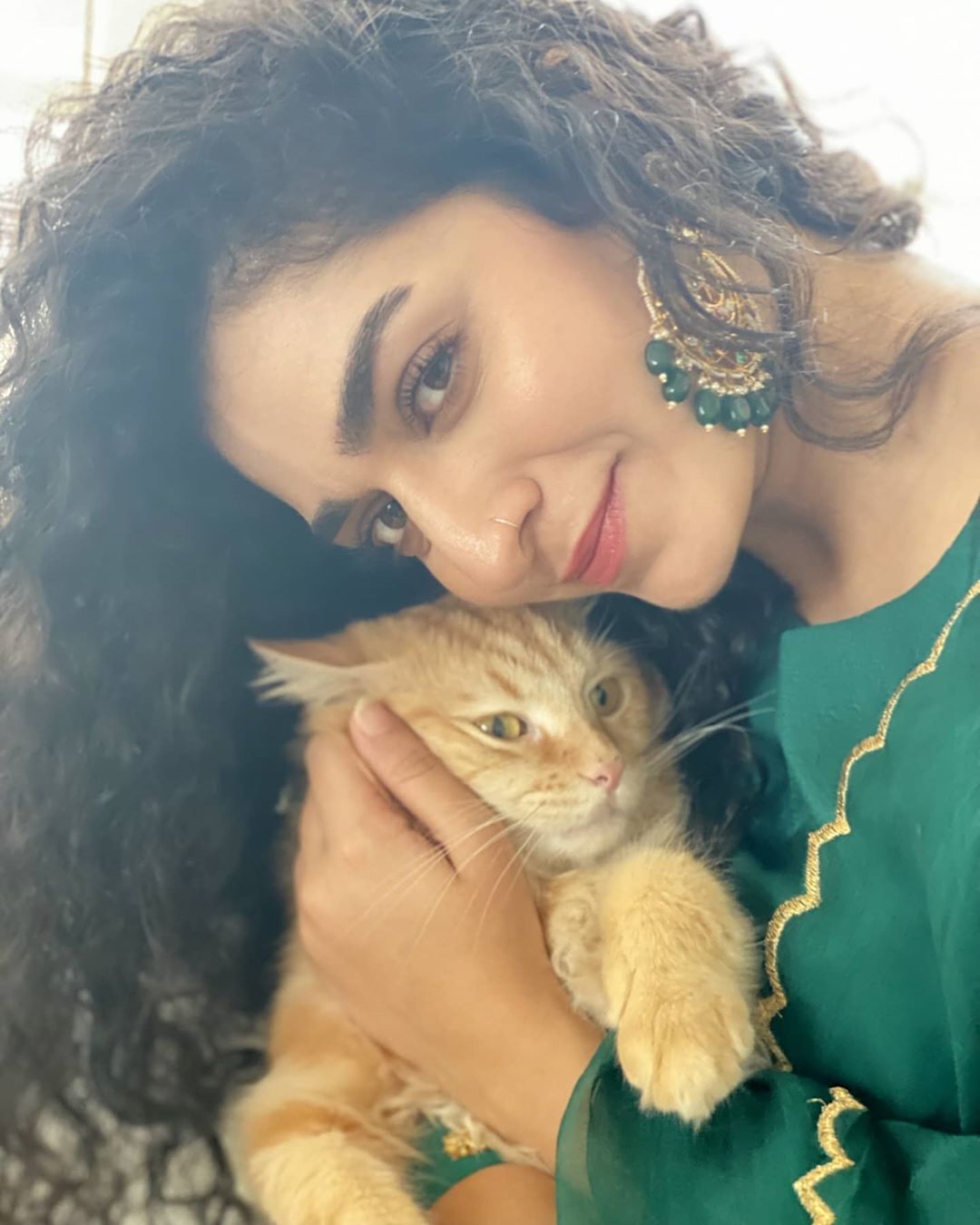 Hajra Yamin Beautiful Picture Collection from her Instagram