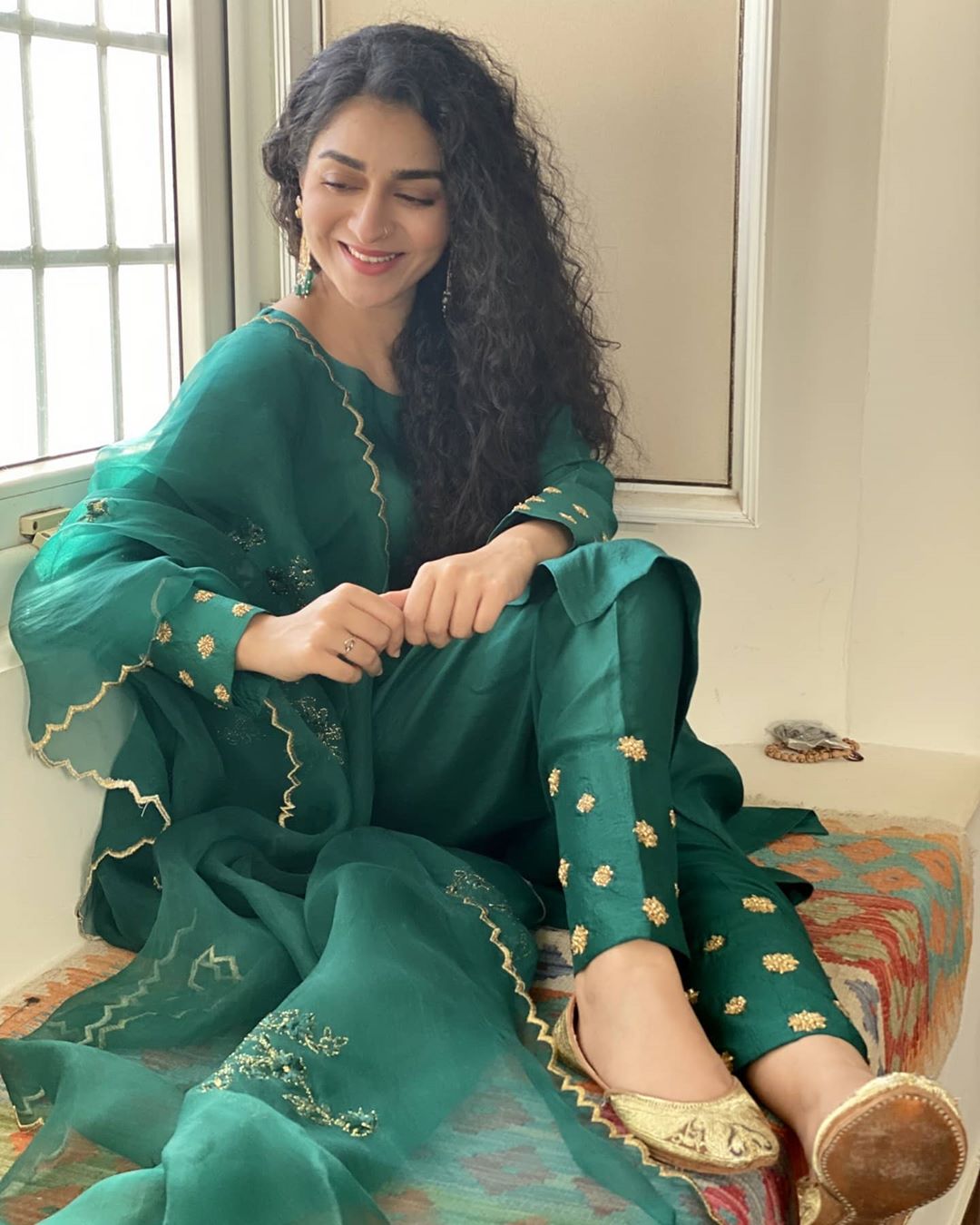 Hajra Yamin Beautiful Picture Collection from her Instagram