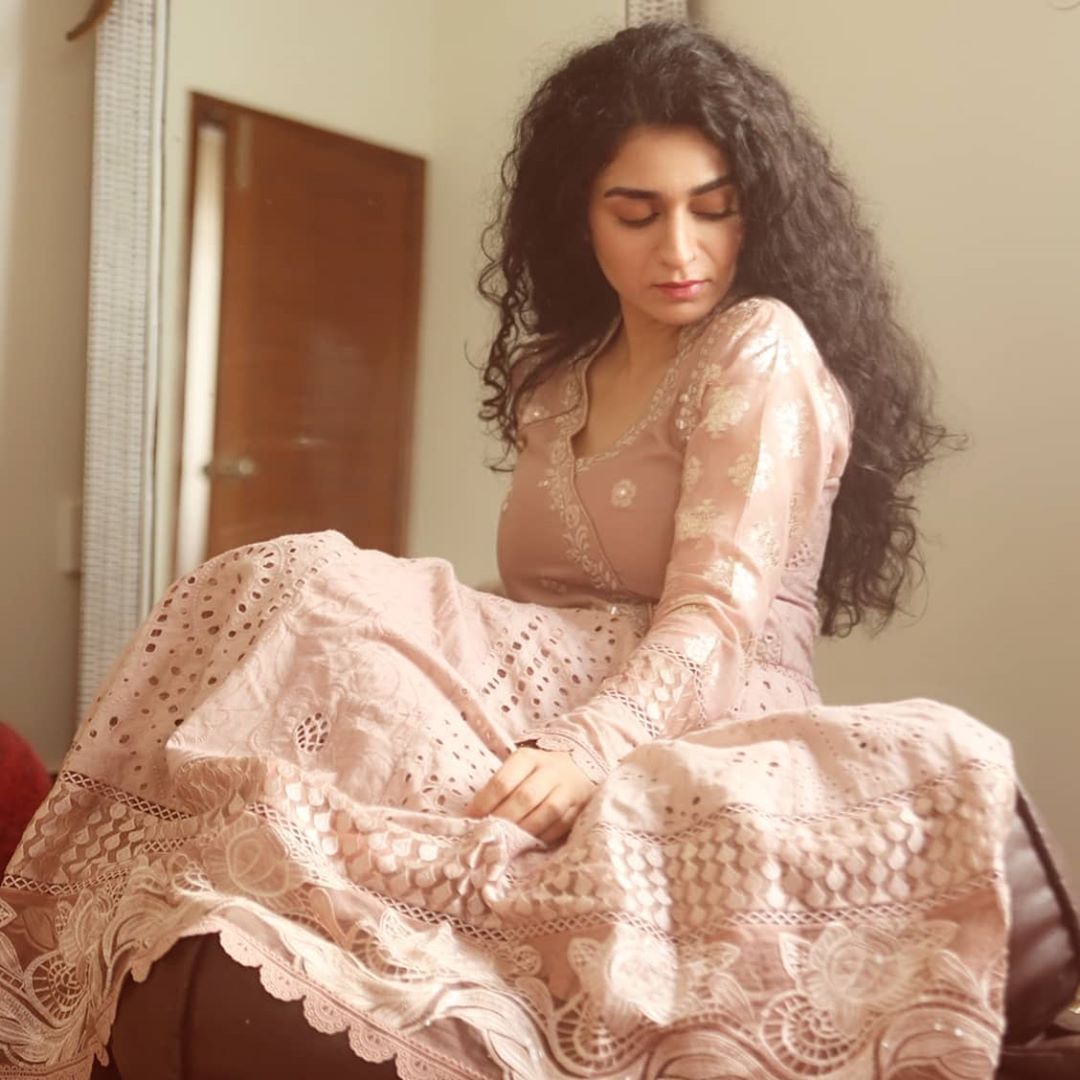 Hajra Yamin Beautiful Picture Collection from her Instagram