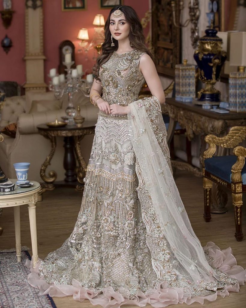 Hania Amir Looks Magnificent In Latest Shoot