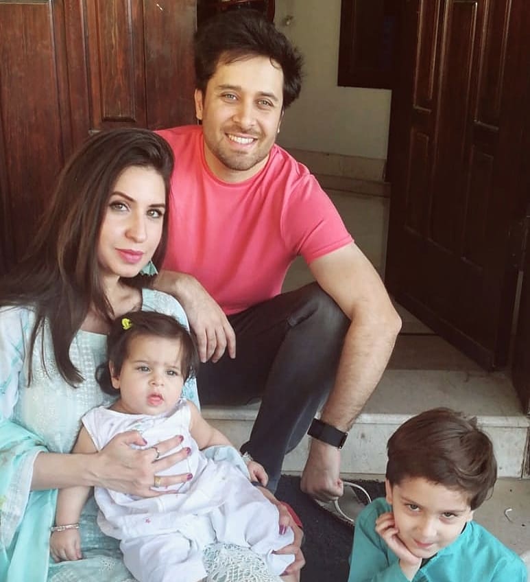 Actor Haroon Shahid New Pictures with his Family