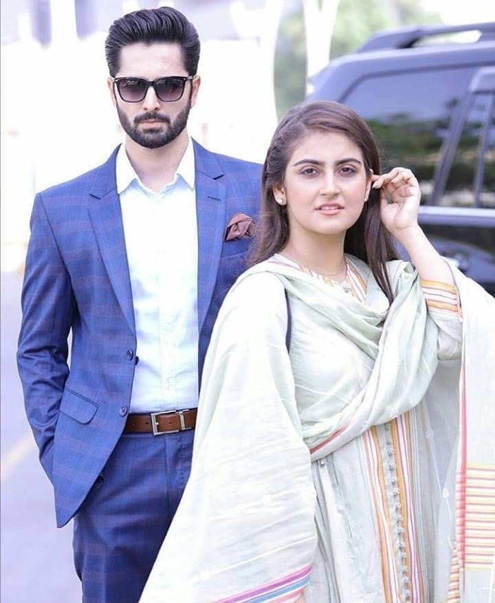 Hiba Bukhari Latest Pictures From The Set Of Dewangi