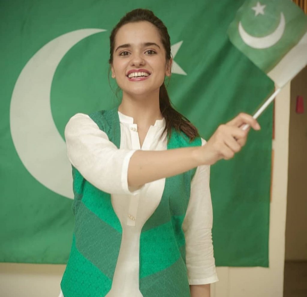 Independence Day Special Dance Video Of Srha Asgr And Rabya Kulsoom