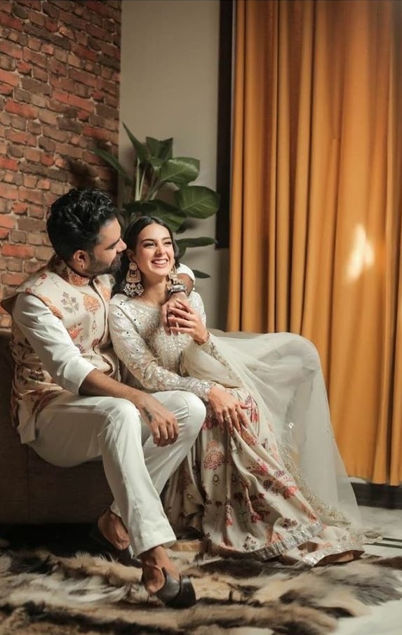 Yasir Hussain Praised Wife On Her Huge Accomplishment