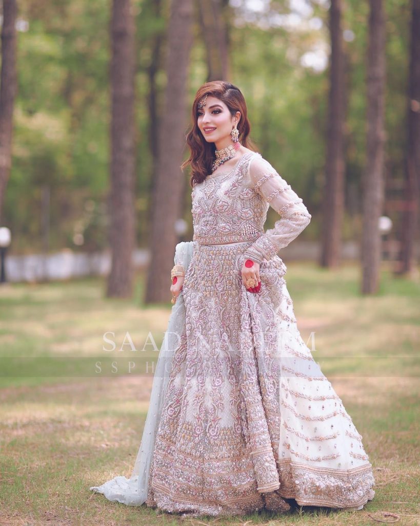 Kinza Hashmi Looks Elegant In Latest Bridal Shoot