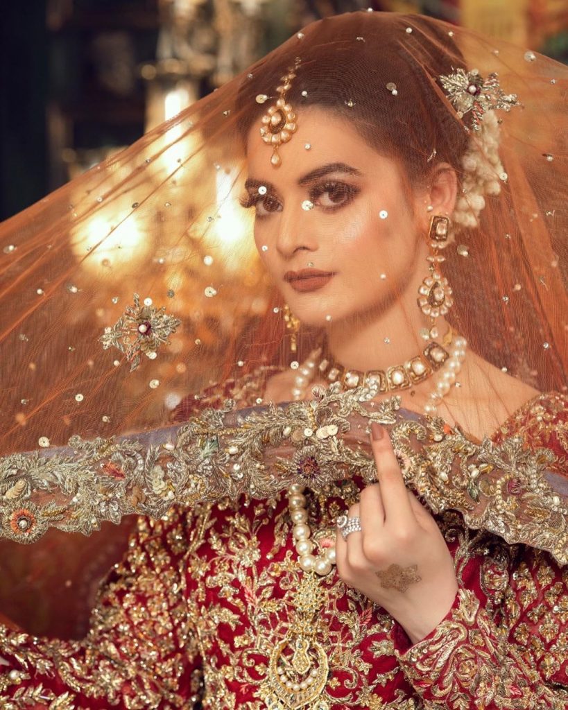 Minal Khan Looks Extraordinarily Stunning In Bridal Shoot