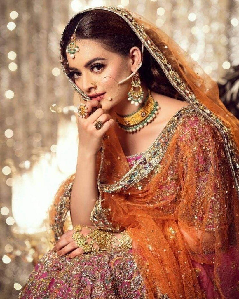 Minal Khan Looks Extraordinarily Stunning In Bridal Shoot Reviewitpk 