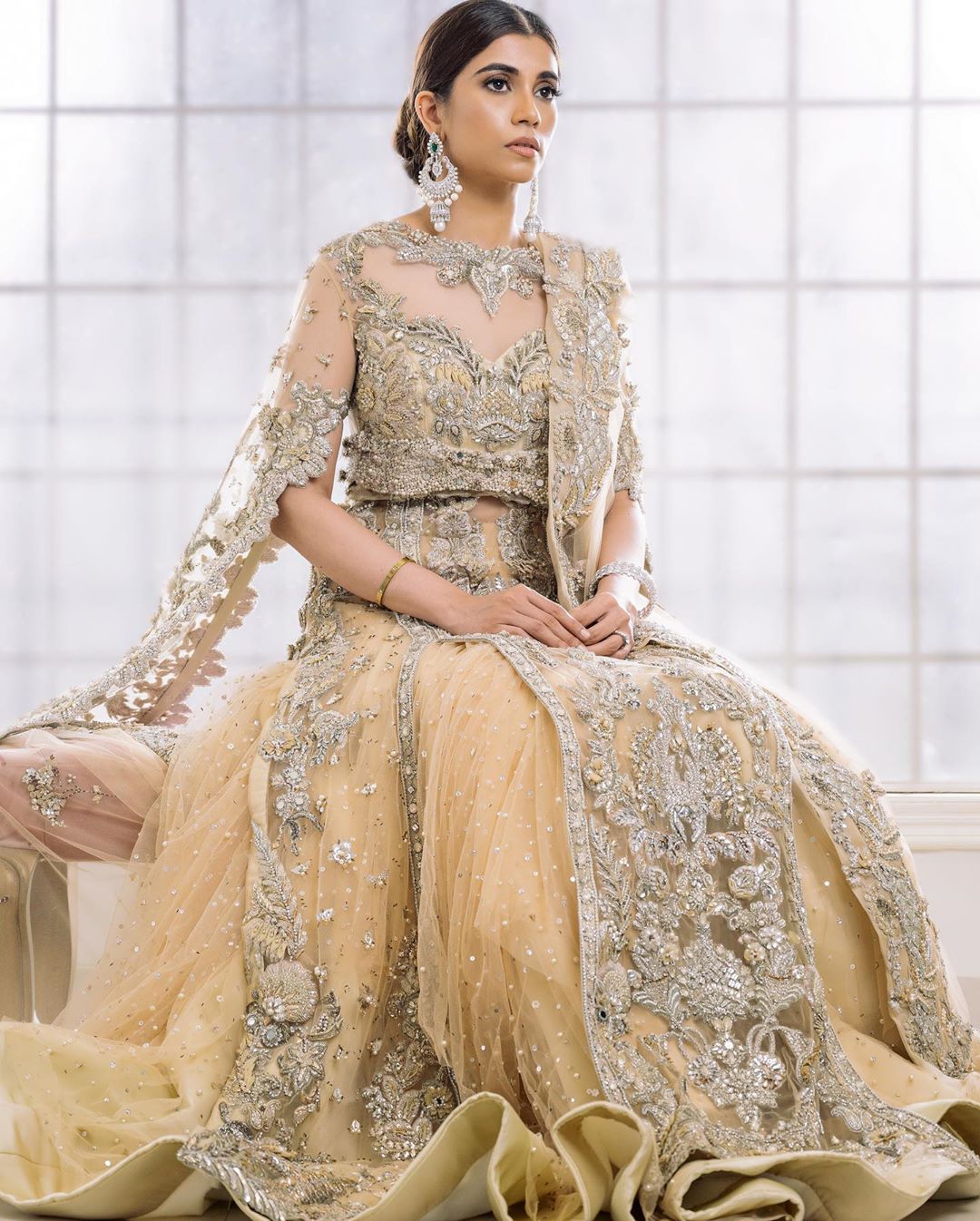 Actress Minna Rubina Tariq Bridal Photo Shoot for Elan