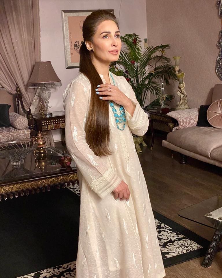 Actress Reema Khan Shared Beautiful Clicks with her Son