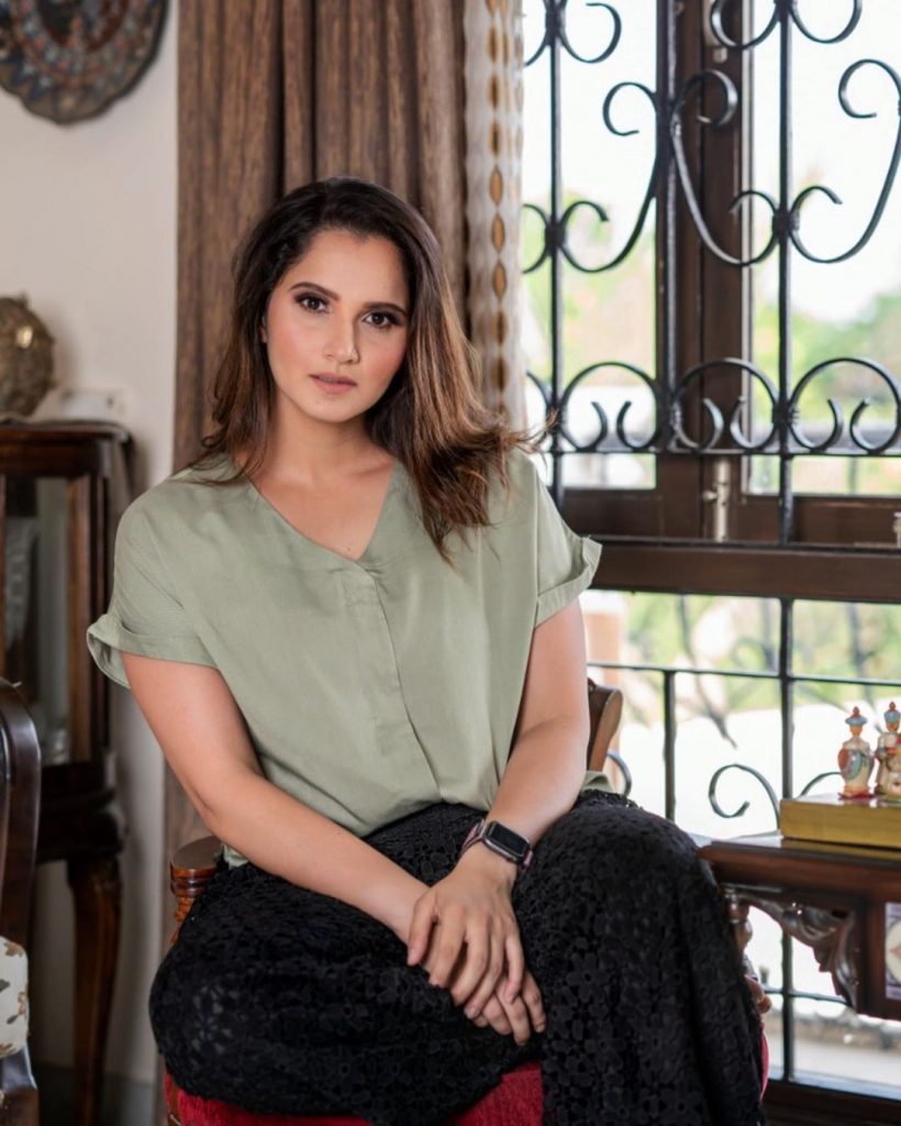 Sania Mirza Giving Chill Vibes In Latest Pictures