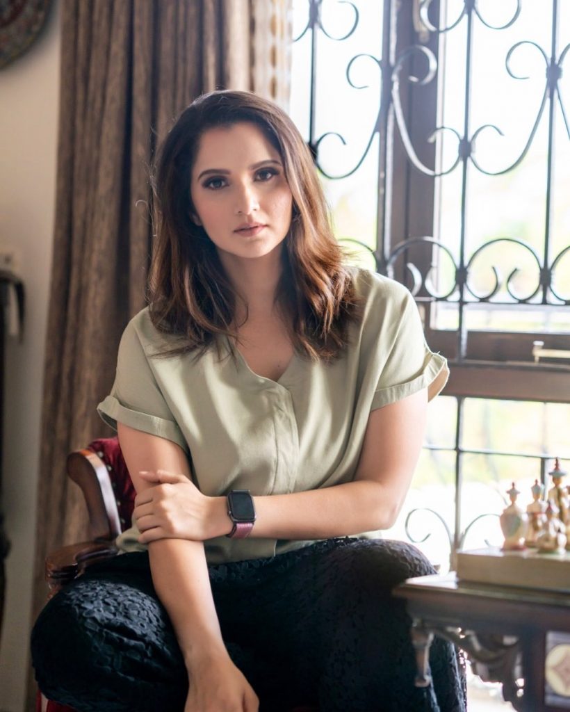 Sania Mirza Giving Chill Vibes In Latest Pictures