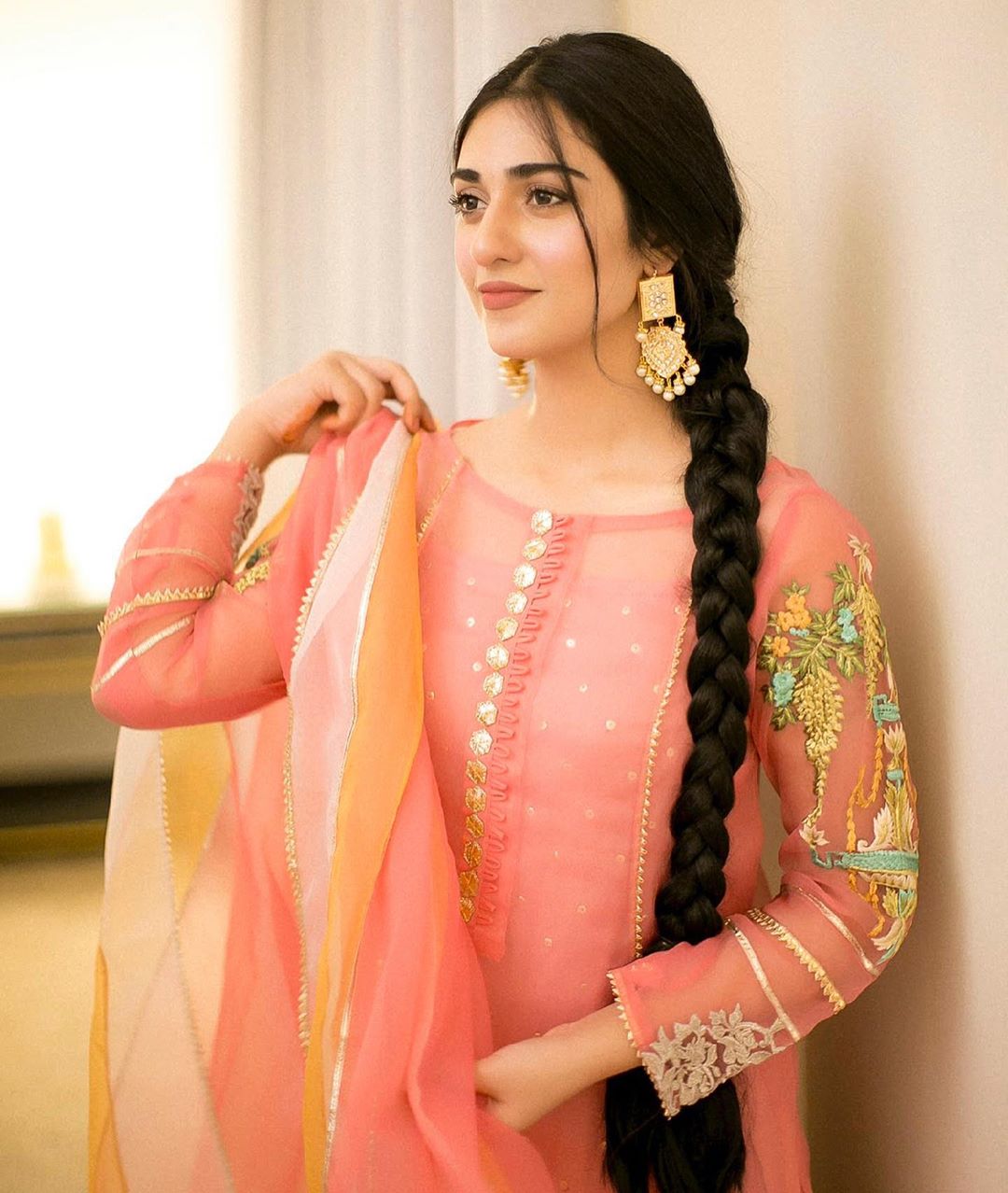 Sarah Khan and Falak Shabbir Beautiful Clicks from Eid Day 3