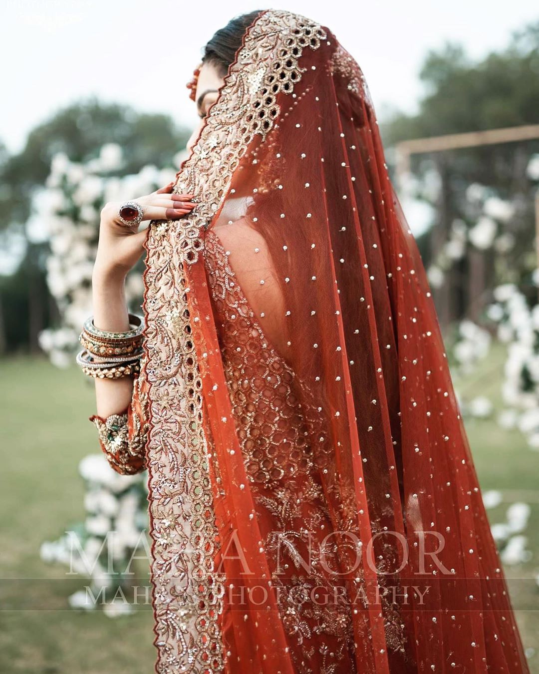 Syeda Tuba Aamir Beautiful Bridal Photo Shoot