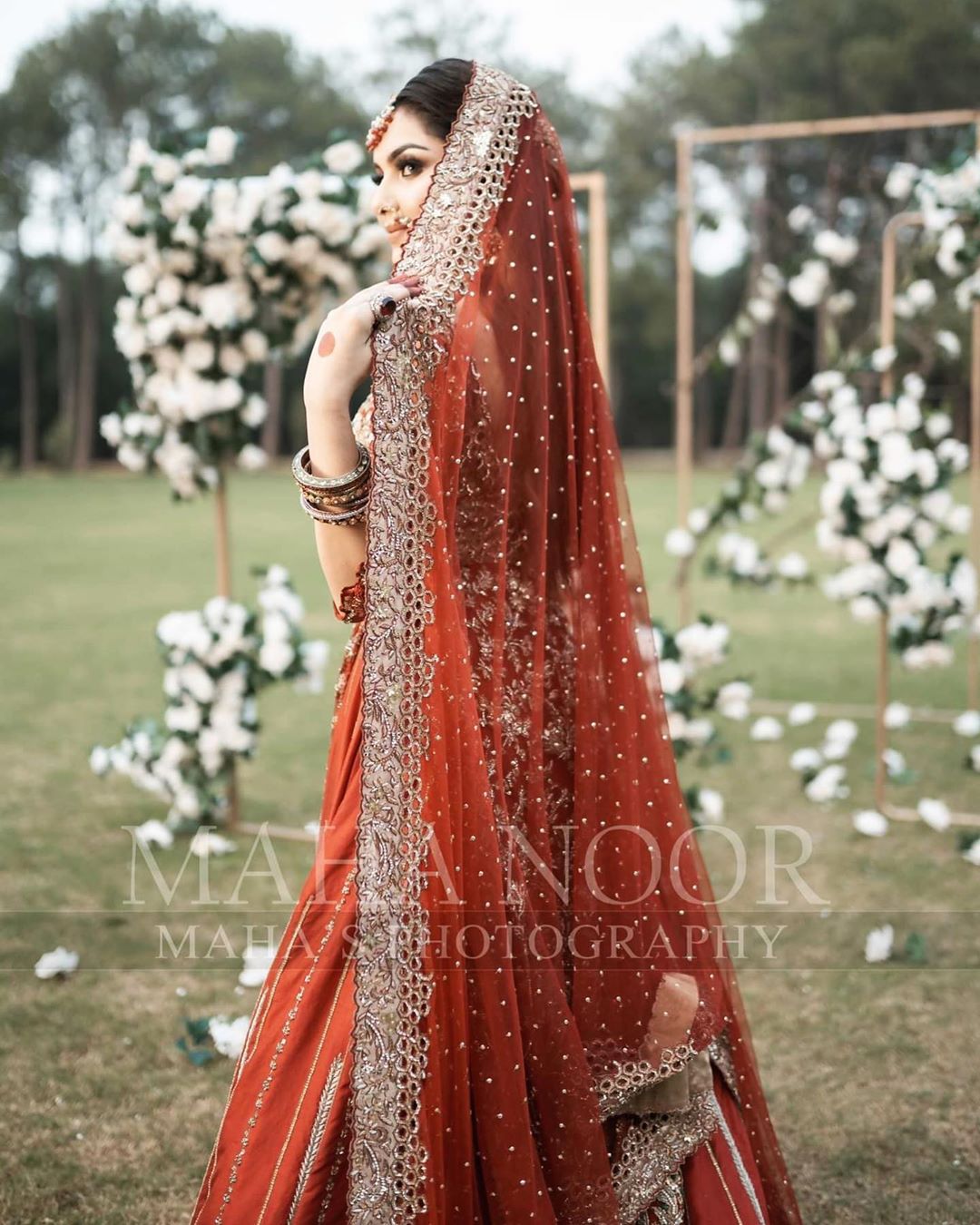 Syeda Tuba Aamir Beautiful Bridal Photo Shoot