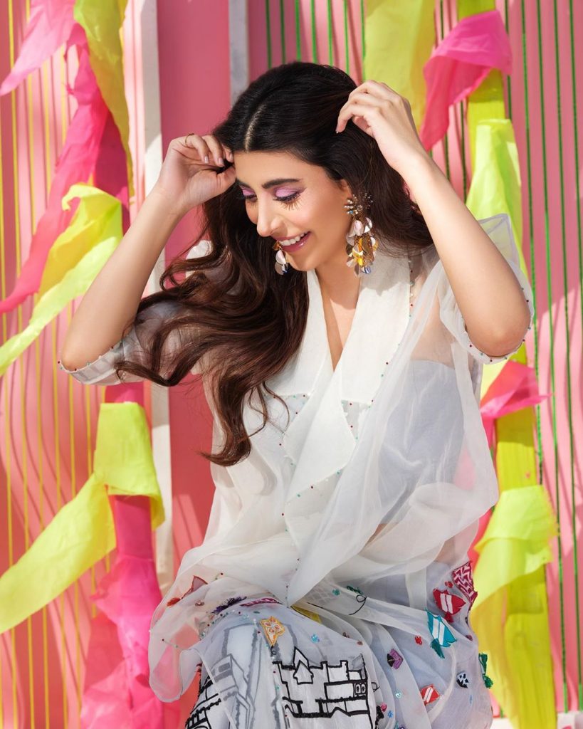 Urwa Hocane Called Out For Wearing Revealing Dress