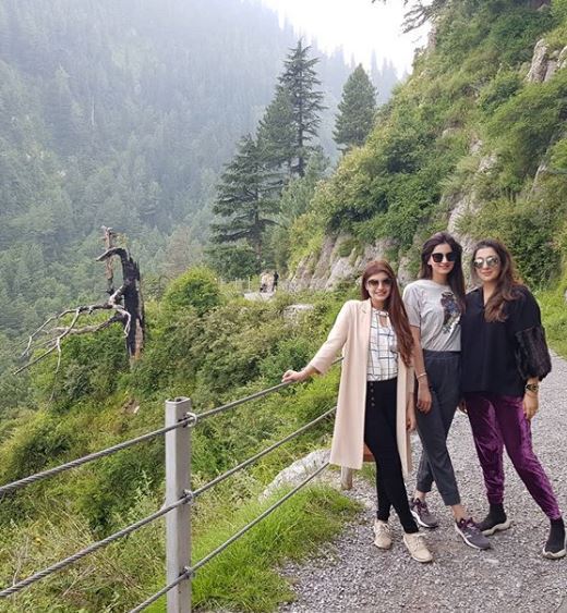 Aisam-ul-Haq Qureshi On A Family Vacation At Nathia Gali