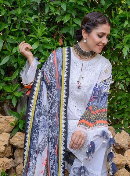 Ayeza Khan In The Latest Lawn Collections