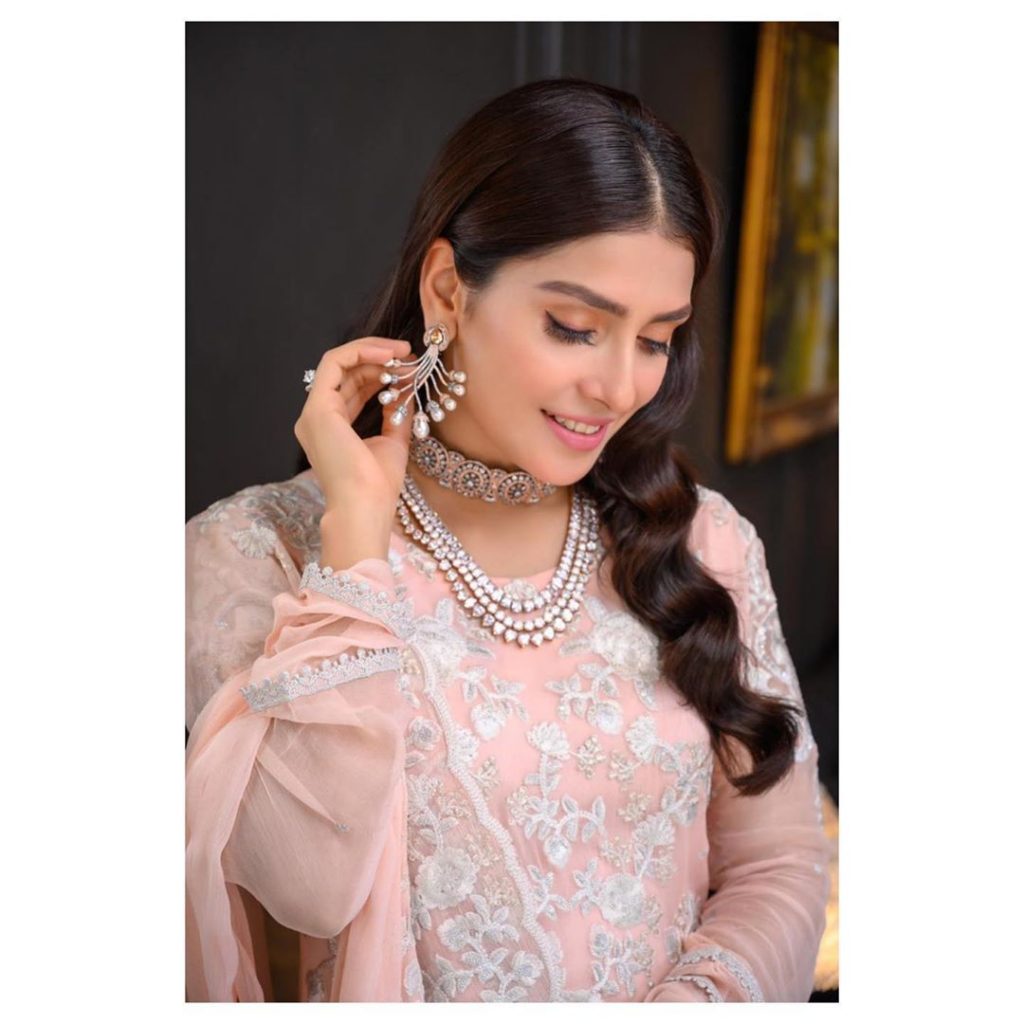Exclusive Collection of Jhumka-Earrings that are Ayeza Khan's Favorite
