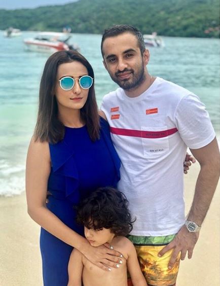 Momal Sheikh Blessed With A Baby Girl