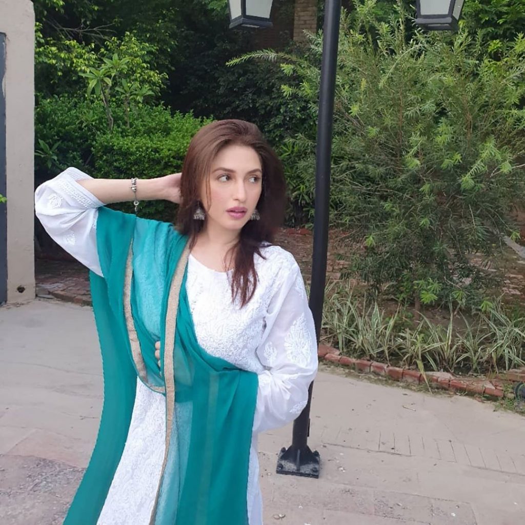 Rare Pictures of Iman Ali in Eastern Wears