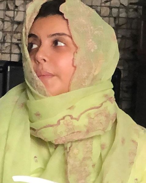 Nida Yasir Recently Uploaded A Picture Without Makeup