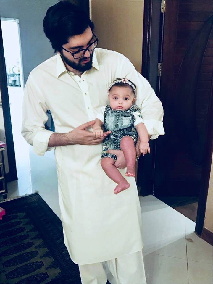 Taimur Junaid Jamshed With His Adorable Daughter