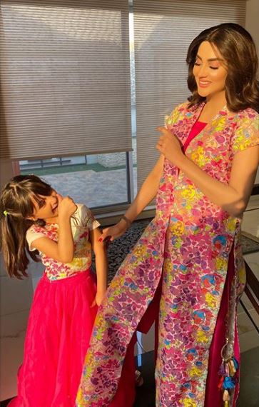 Fiza Ali Spotted Twinning With Her Daughter