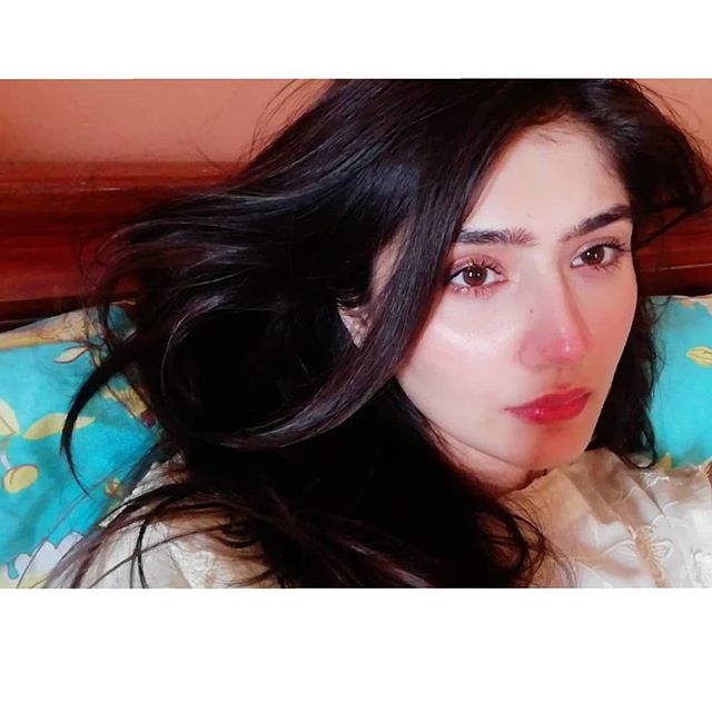 Latest Clicks Of Actress Dur-e-Fishan Saleem