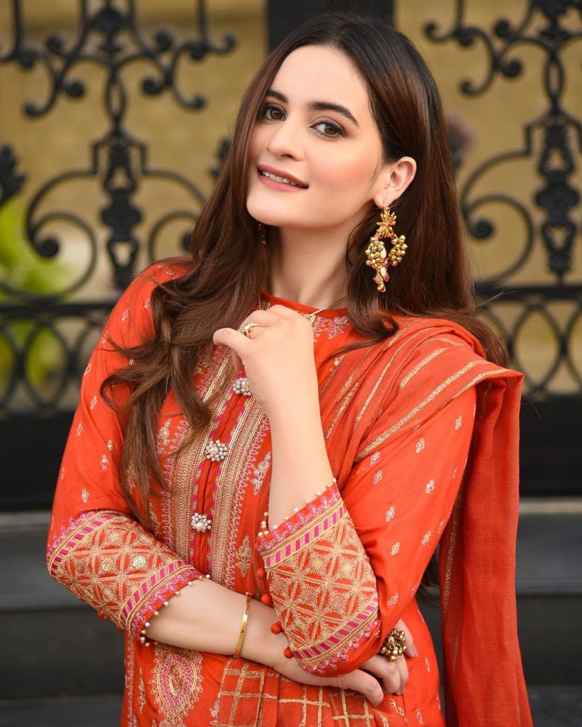 Top 10 Beautiful Dresses Worn By Aiman Khan