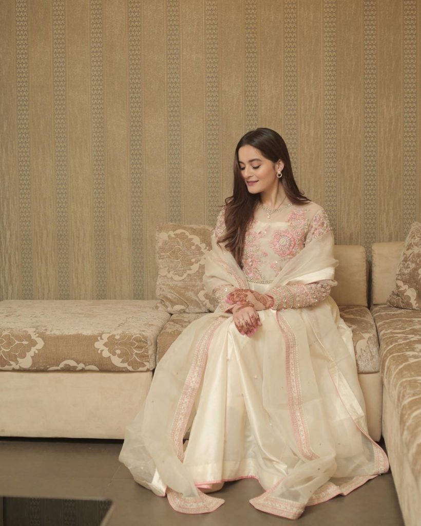 Top 10 Beautiful Dresses Worn By Aiman Khan